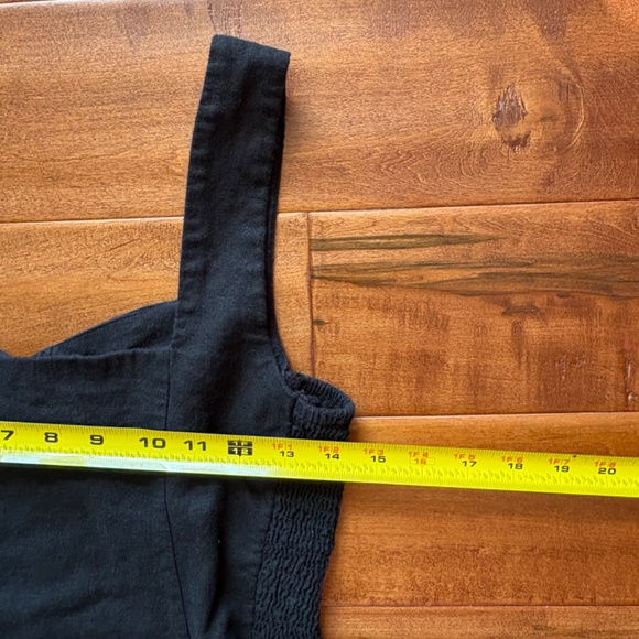 Old Navy High-Rise Distressed Blue Denim Shots and Black Cropped Top Size 6/S - Picture 11 of 16